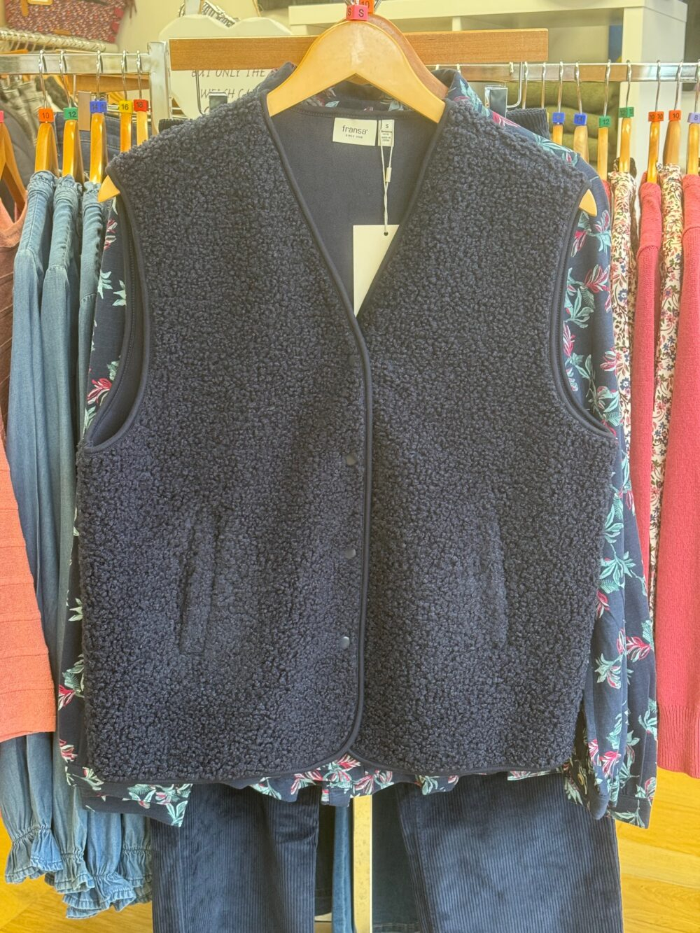 FRGwynne Wa 1 Waistcoat - Image 2