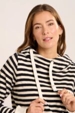 Blackwater Elise Hoodie - Image 2