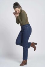 595T Super Stretch Bootcut Jeans - Image 2